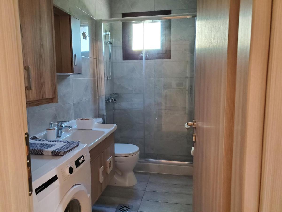 Backyard Apartment Kalligoni Ngoại thất bức ảnh